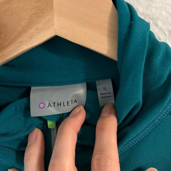 Athleta Alacrity Half Zip Pullover Teal Green Small Plush Tech, Adjustable Sides - Picture 7 of 9